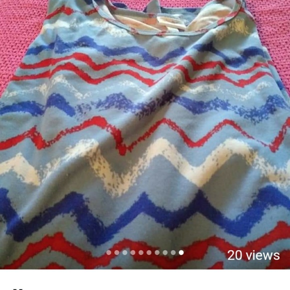 Lularoe Irma top - Picture 1 of 1